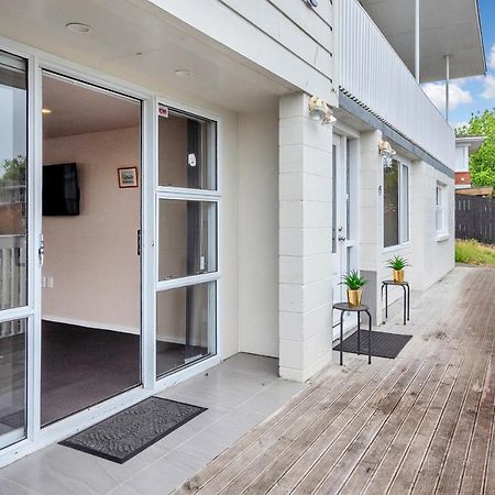 Sunny Side Getaway With Parking And Aircon Villa Auckland Buitenkant foto