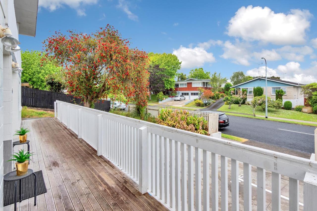 Sunny Side Getaway With Parking And Aircon Villa Auckland Buitenkant foto